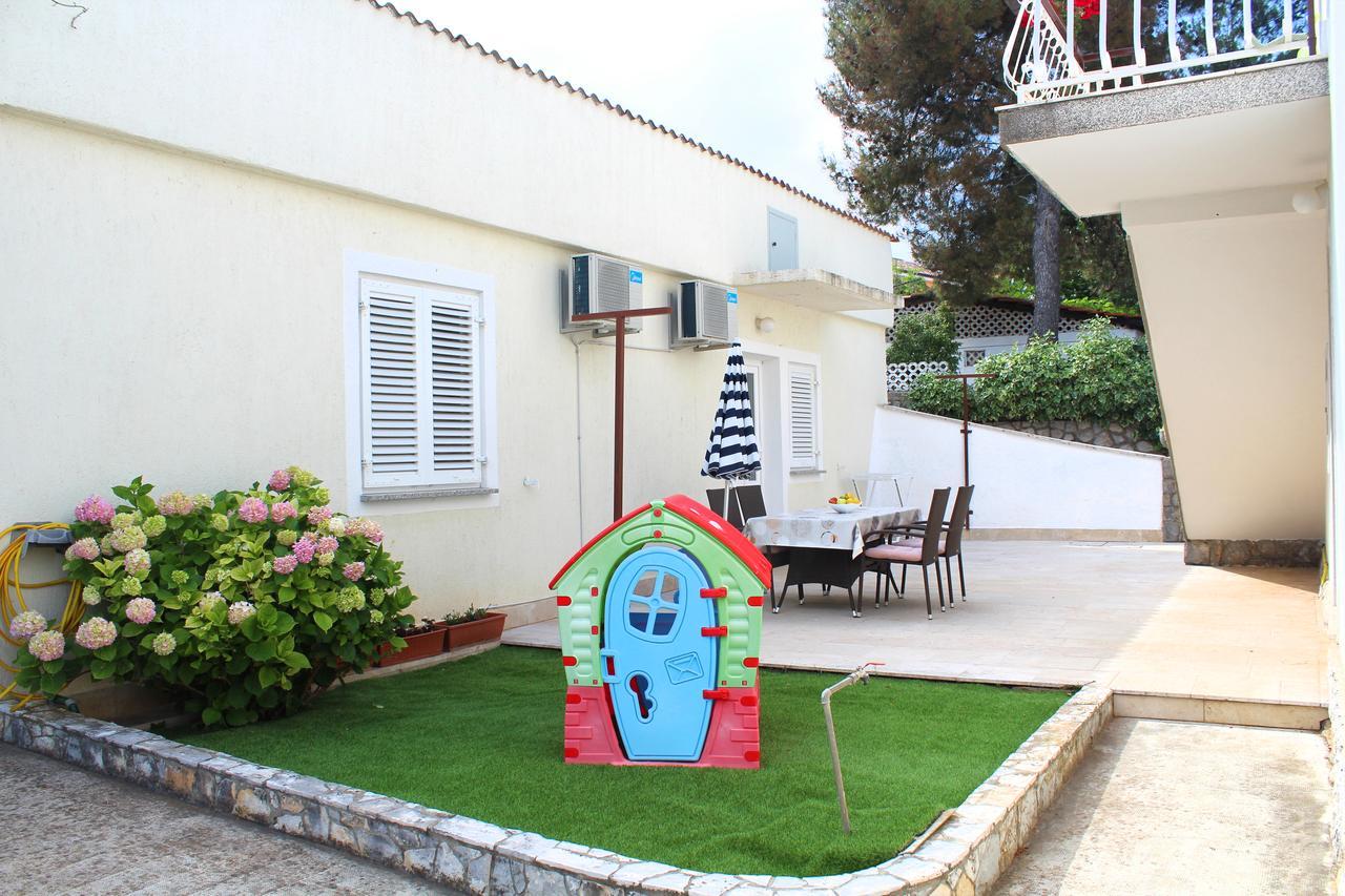 Apartment Maja Đảo Krk Ngoại thất bức ảnh